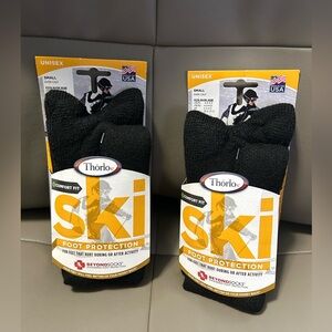 BNWT TWO (2) PAIRS OF THORLO SKI FOOT PROTECTION SOCKS BLACK US SIZE SMALL (S)